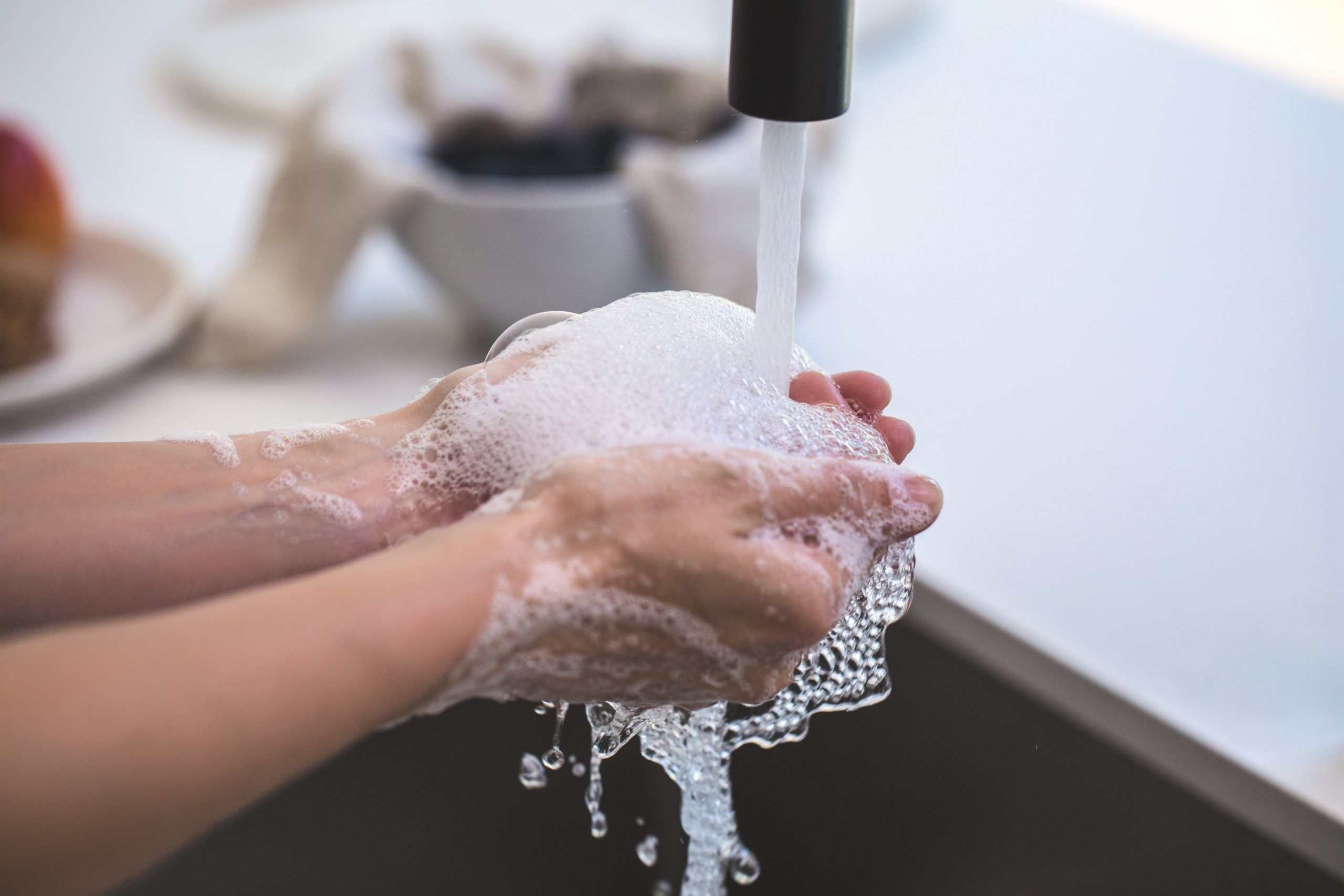 person washing his hand 545014 scaled 1